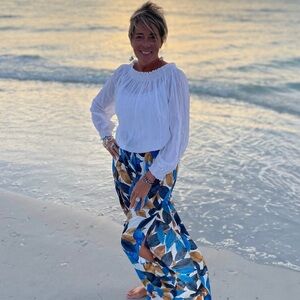 NWT Blue & Brown Elastic Waist Leaf Print Side Split Pant